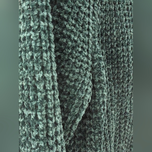 H&M Forest Green Cropped Boxy Sweater Mock Neck Size S - Picture 4 of 4